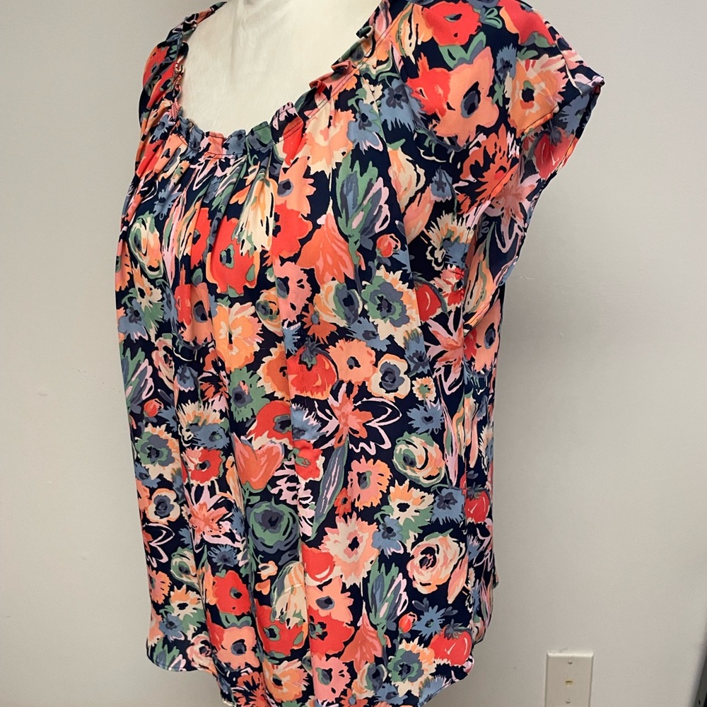 LC Lauren Conrad Navy Floral Scoop Neck Blouse - Picture 10 of 14